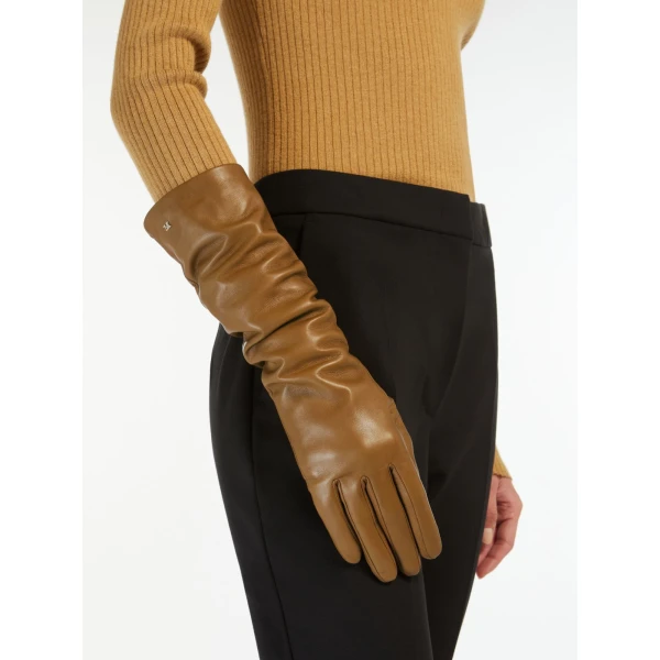 Max Mara Afidee Long Lambskin Nappa Gloves in Tobacco | Gloves | Coveti