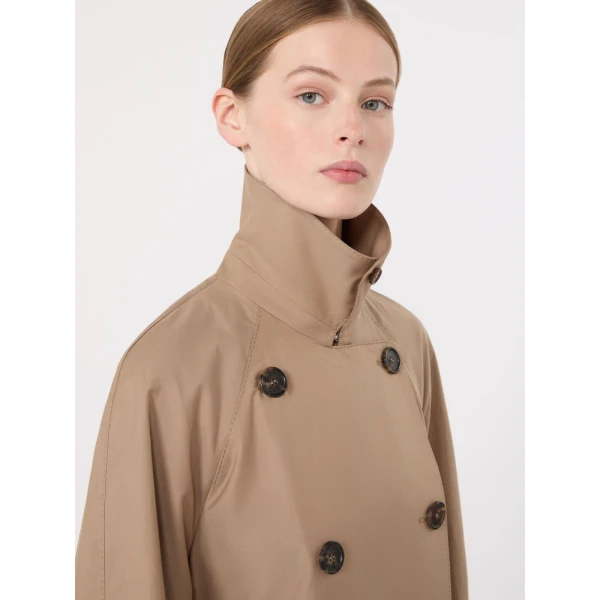 Max Mara Alessio Double-Breasted Water-Repellent Trench Coat in Camel | Trench Coat | Coveti