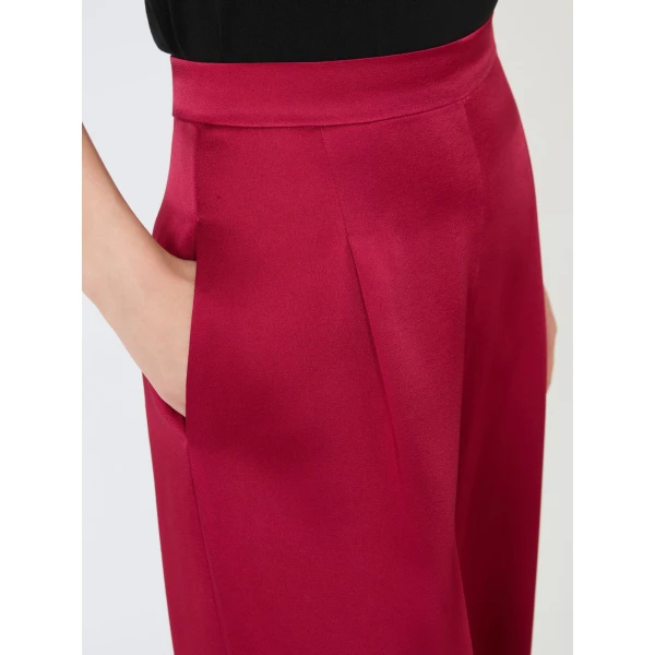 Max Mara Alpaca Envers Satin Palazzo Trousers in Ruby | Wide leg pants | Coveti