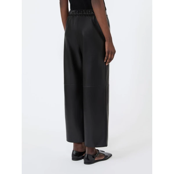 Max Mara Amati Coated Jersey Straight-Leg Trousers in Black | Tailored pants | Coveti