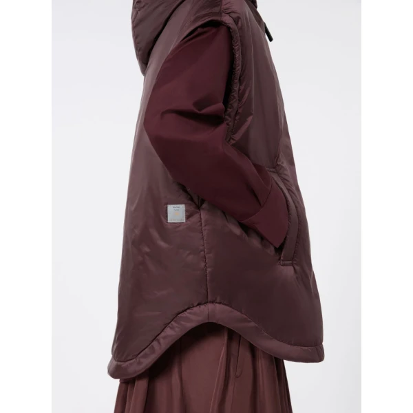 Max Mara Ambra Padded Hooded Water-Repellent Gilet in Bordeaux | Vests | Coveti