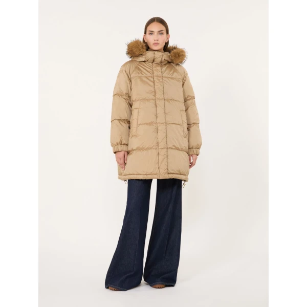 Max Mara Anfora Reversible Water-Repellent Midi Parka in Camel | Coats | Coveti