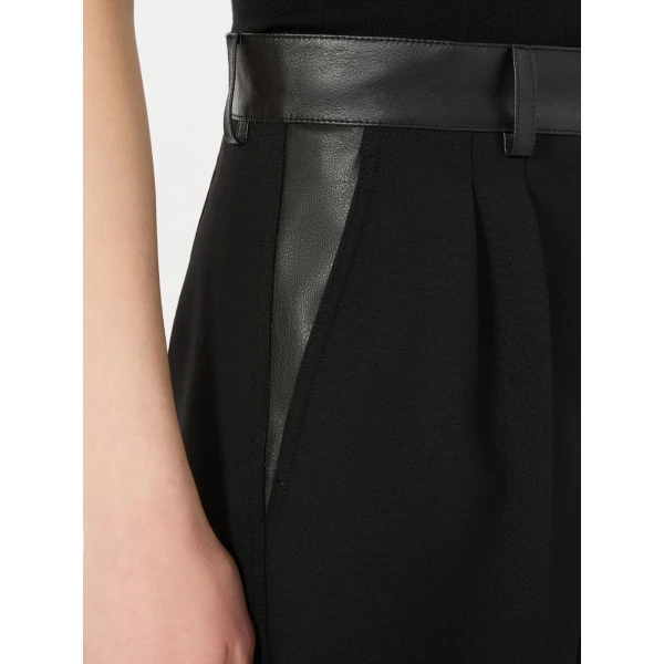 Max Mara Argento Woollen Cloth Bermuda Shorts in Black | Shorts | Coveti