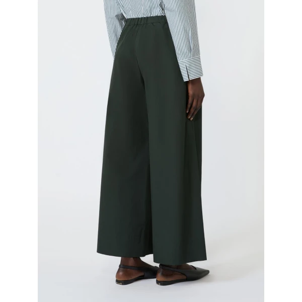 Max Mara Aureo Cotton Poplin Wide-Leg Joggers in Green | Sweatpants | Coveti