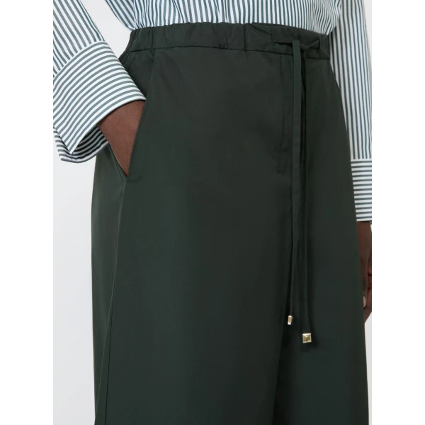 Max Mara Aureo Cotton Poplin Wide-Leg Joggers in Green | Sweatpants | Coveti