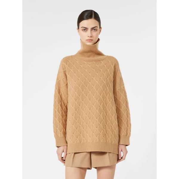 Max Mara Bambola Oversized Diamond-Knit Sweater in Camel | Sweaters | Coveti