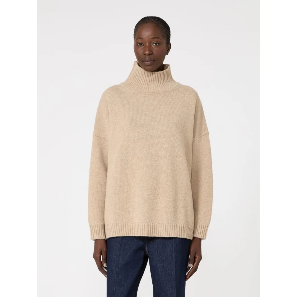 Max Mara Borgia Wool Turtleneck Jumper in Beige | Turtlenecks | Coveti