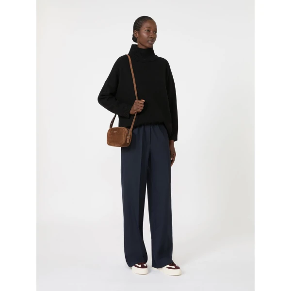 Max Mara Borgia Wool Turtleneck Jumper in Black | Turtlenecks | Coveti