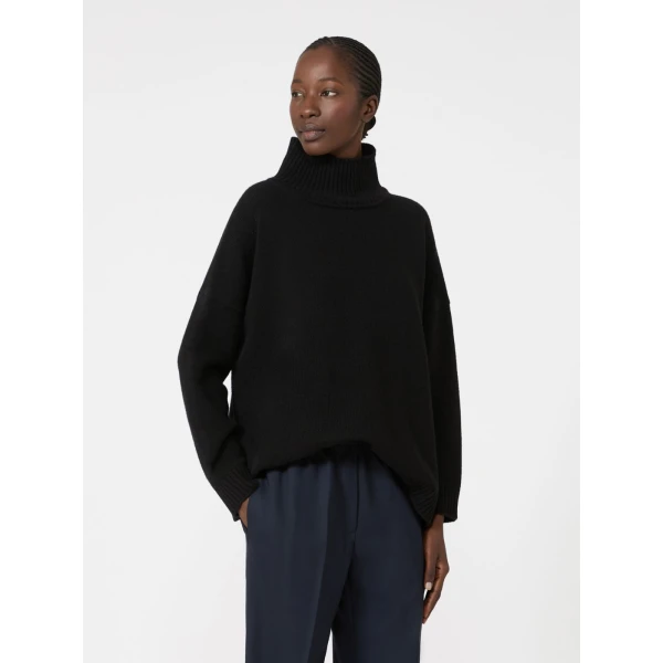 Max Mara Borgia Wool Turtleneck Jumper in Black | Turtlenecks | Coveti