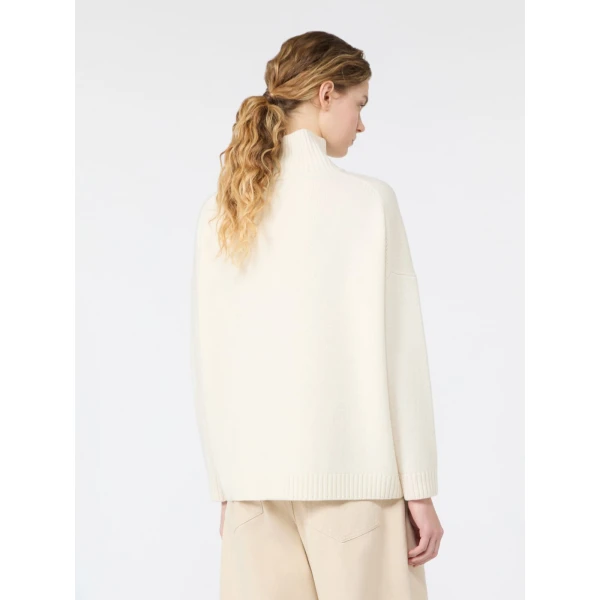 Max Mara Borgia Wool Turtleneck Jumper in Ivory | Turtlenecks | Coveti