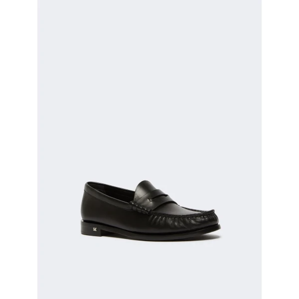 Max Mara Boymoc Leather Moccasins in Black | Loafers | Coveti
