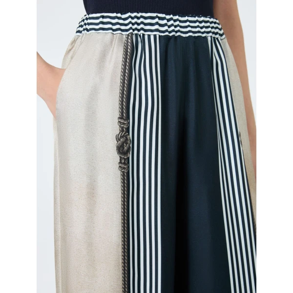 Max Mara Carabo Wide-Fit Printed Silk Trousers in Ultramarine | Wide leg pants | Coveti