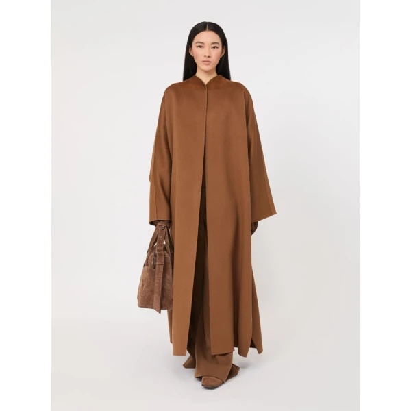 Max Mara Cerchio Oversized Cashmere Coat in Camel | Wool Coat | Coveti