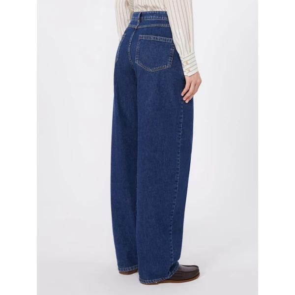 Max Mara Conico Barrel-Leg Denim Trousers in Navy Style 2 | Denim | Coveti