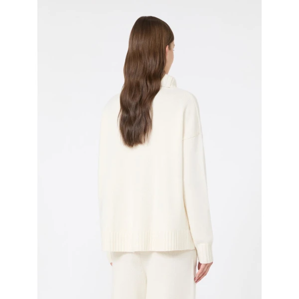 Max Mara Crasso Cashmere High-Neck Sweater in White | Turtlenecks | Coveti
