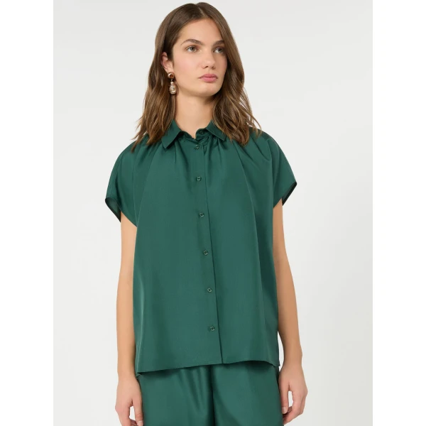 Max Mara Crine Sleeveless Habotai Silk Shirt in Dark Green | Shirts | Coveti