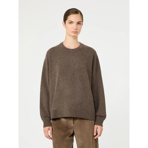 Max Mara Detto Cashmere Crew Neck Jumper in Marron Glace | Sweaters | Coveti