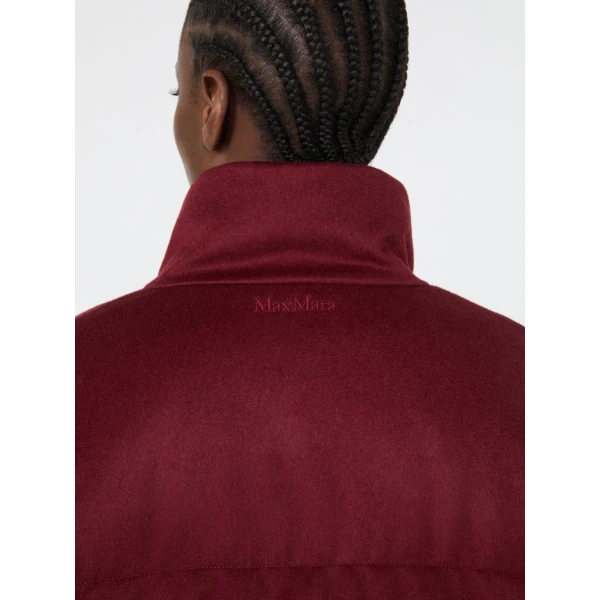 Max Mara Divina Short Reversible Cashmere Puffer Jacket in Bordeaux | Jackets | Coveti