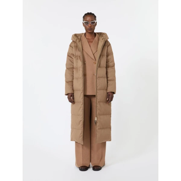 Max Mara Dolce Long Reversible Camel Puffer in Camel | Coats | Coveti