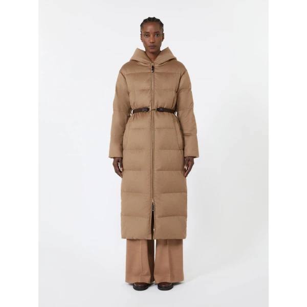 Max Mara Dolce Long Reversible Camel Puffer in Camel | Coats | Coveti