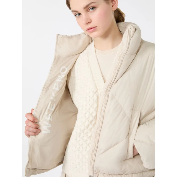 Max Mara Edito Short Diamond-Quilted Down Jacket in Ivory | Jackets | Coveti