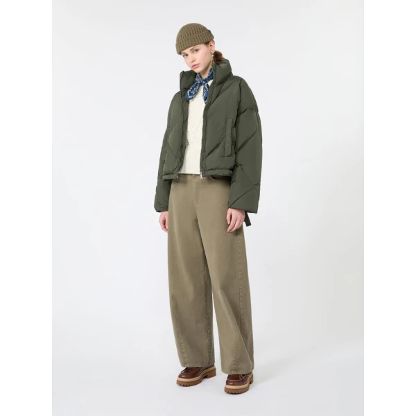 Max Mara Edito Short Diamond-Quilted Down Jacket in Khaki | Jackets | Coveti
