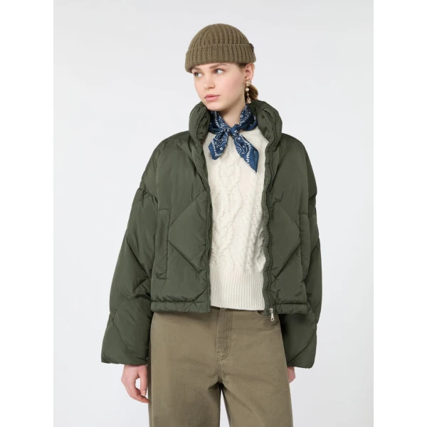 Max Mara Edito Short Diamond-Quilted Down Jacket in Khaki | Jackets | Coveti