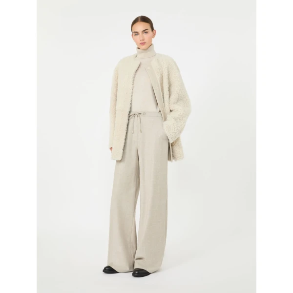 Max Mara Educata Wool and Cashmere Turtleneck Sweater in Beige | Turtlenecks | Coveti