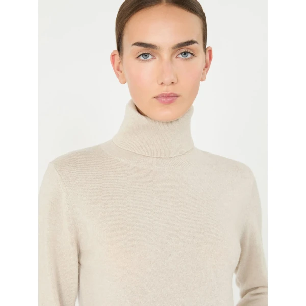 Max Mara Educata Wool and Cashmere Turtleneck Sweater in Beige | Turtlenecks | Coveti