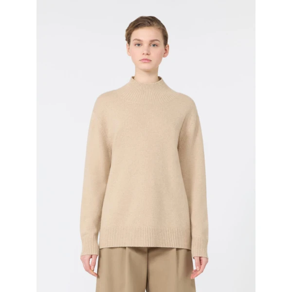 Max Mara Elegia Cashmere Roll-Neck Jumper in Beige | Turtlenecks | Coveti