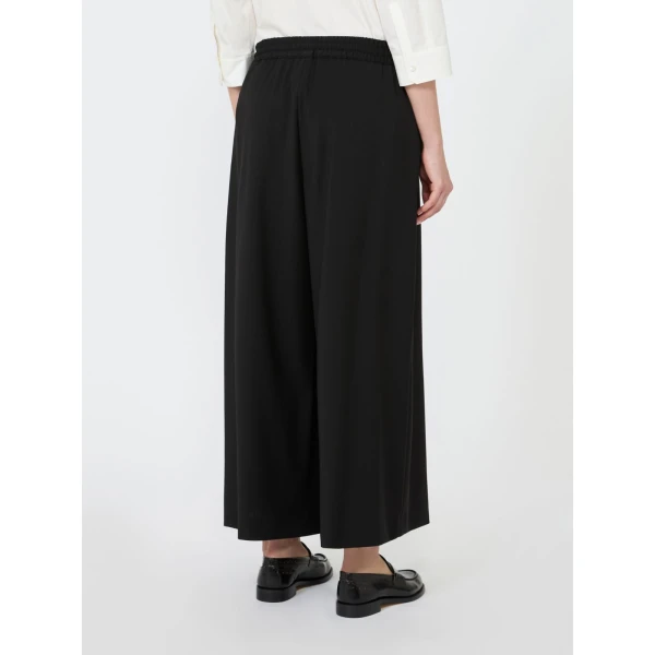 Max Mara Elmo Stretch Wool Joggers in Black | Sweatpants | Coveti