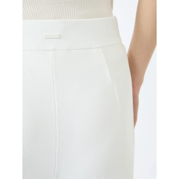 Max Mara Faida Viscose Crepe Knit Trousers in White | Tailored pants | Coveti