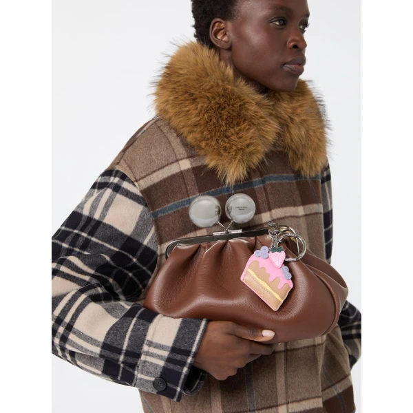 Max Mara Fantino Leather Keyring in Pink | Bag charms | Coveti