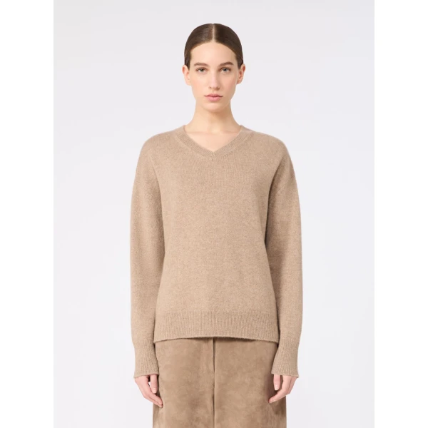 Max Mara Fata Cashmere V-Neck Sweater in Clay | Sweaters | Coveti