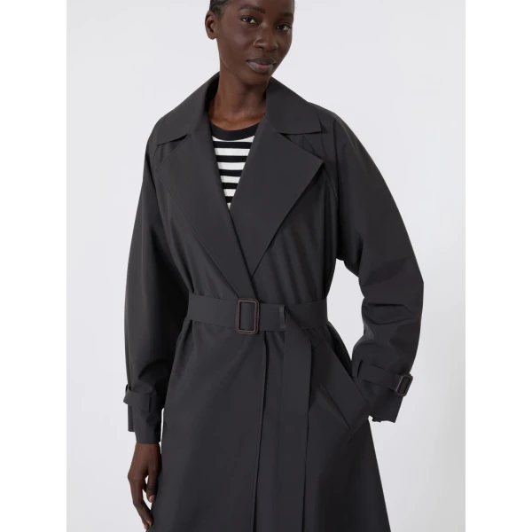 Max Mara Fatto Long Water-Repellent Trench Coat in Black | Trench Coat | Coveti