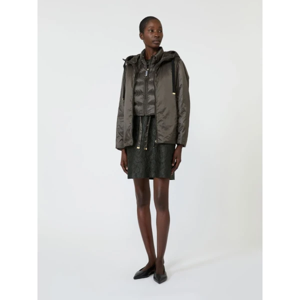 Max Mara Favilla Water-Repellent Padded Cropped Gilet in Khaki | Vests | Coveti