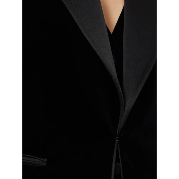 Max Mara Filante Velvet Tuxedo Jacket in Black | Blazers | Coveti