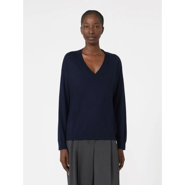 Max Mara Fiocchi Wool and Cashmere V Neck Jumper in Navy | Sweaters | Coveti
