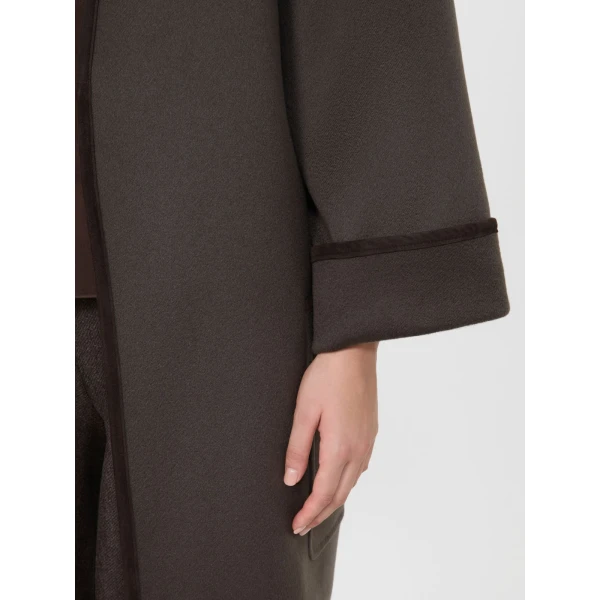 Max Mara Flipper Cashmere Cape-Style Coat in Mud | Coats | Coveti