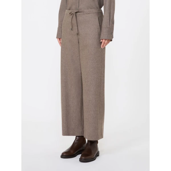 Max Mara Floria Stretch Wool Joggers in Turtledove | Sweatpants | Coveti