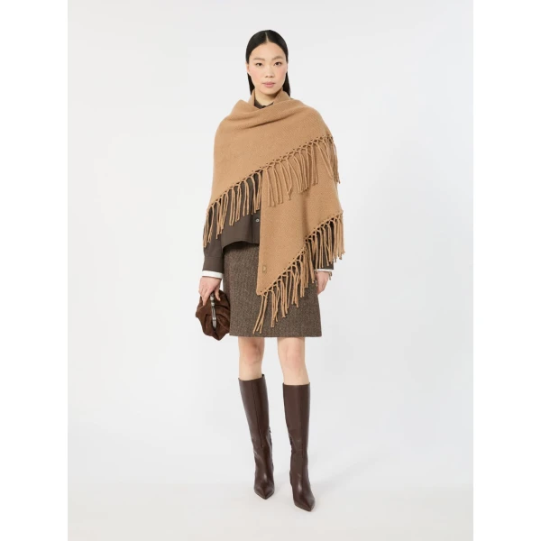 Max Mara Fringed Wool Shawl in Camel | Scarves | Coveti