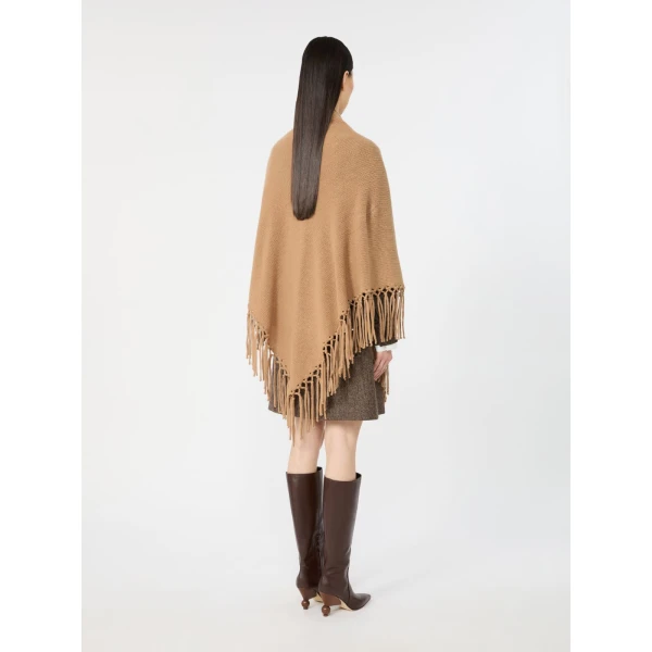 Max Mara Fringed Wool Shawl in Camel | Scarves | Coveti