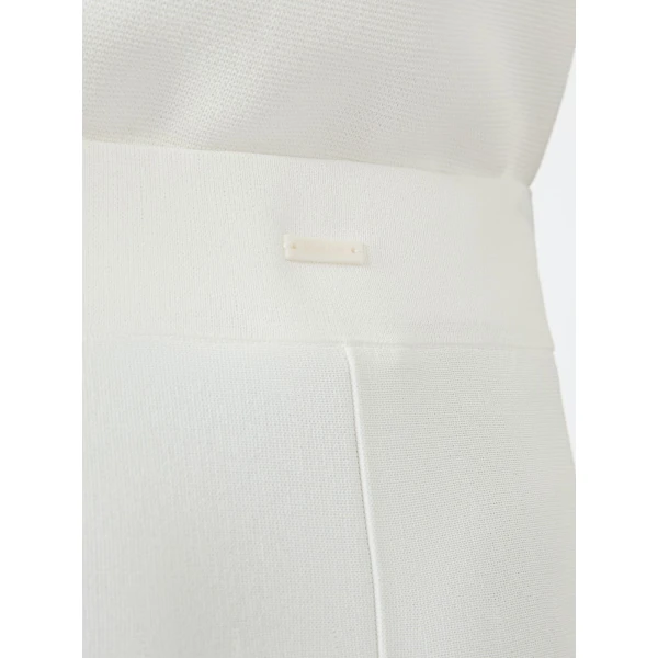 Max Mara Fuggito Viscose Yarn Skirt in White | Midi Skirts | Coveti
