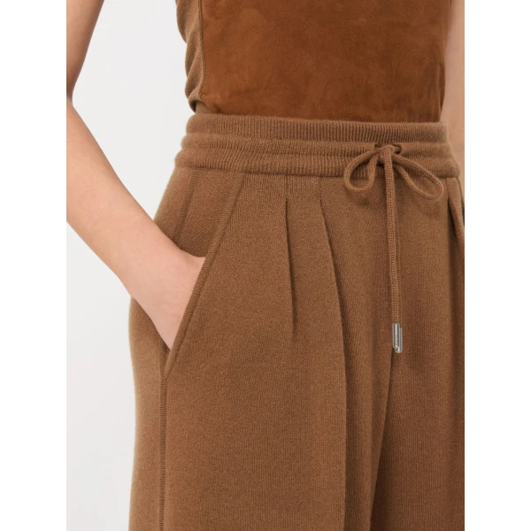 Max Mara Funale Wool and Cashmere Trousers in Camel | Wide leg pants | Coveti