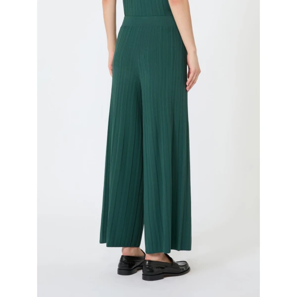Max Mara Garza Plisse Viscose Trousers in Green | Wide leg pants | Coveti