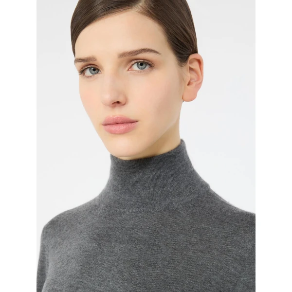 Max Mara Gatto Cashmere Polo-Neck Sweater in Medium Grey | Turtlenecks | Coveti