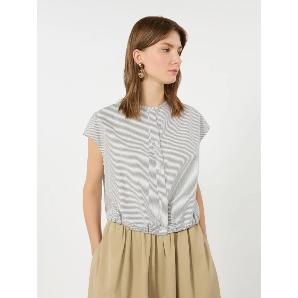 Max Mara Gelatina Cotton Poplin Crop Top in Navy | Blouse | Coveti