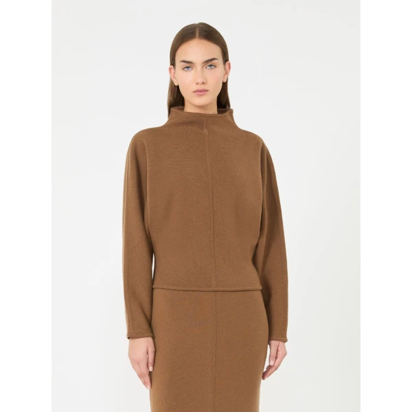 Max Mara Giglio Wool and Cashmere Cropped Jumper in Camel | Sweaters | Coveti