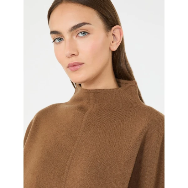 Max Mara Giglio Wool and Cashmere Cropped Jumper in Camel | Sweaters | Coveti