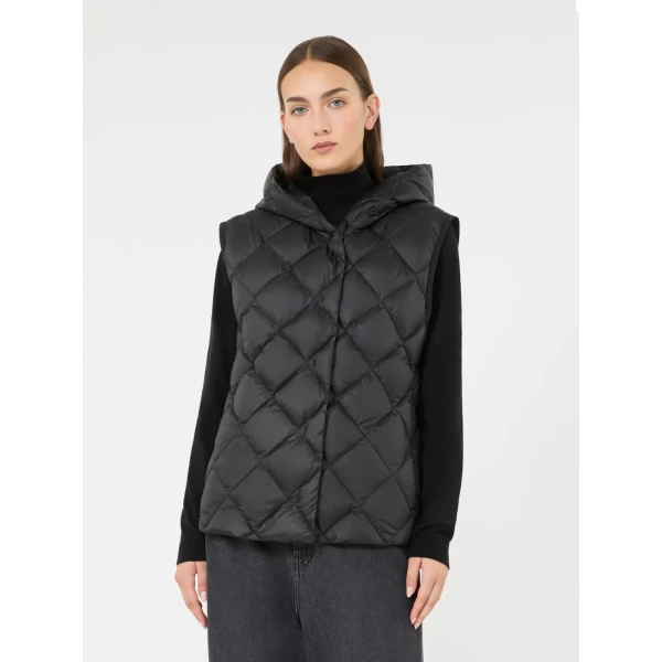 Max Mara Giochi Water-Repellent Padded Gilet in Black | Vests | Coveti